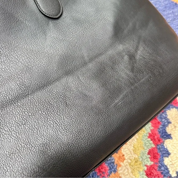 Limited Edition ORIBE Duffle Unisex Bag. Vegan Leather Black With Gold Hardware - Picture 8 of 15